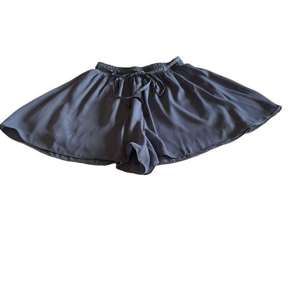 She + Sky Shorts Blue Flowy Sheer Overlay Pull On Elastic Waist Belt Size Medium - Picture 3 of 9